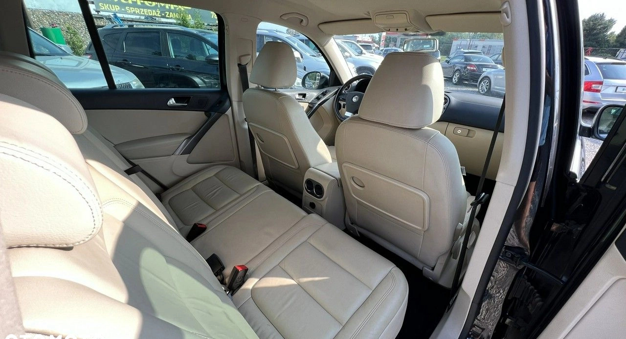 Volkswagen Tiguan cena 32900 przebieg: 272000, rok produkcji 2009 z Skawina małe 352